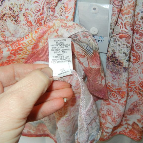 NEW! Wmn LARGE Long Sleeve Roll Tab Open Split Front Knit Top Flutter Hem NWT - Picture 6 of 14